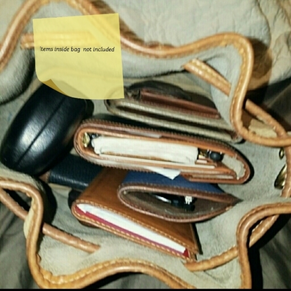Vintage Dooney And Bourke AWL small drawstring - Picture 6 of 9